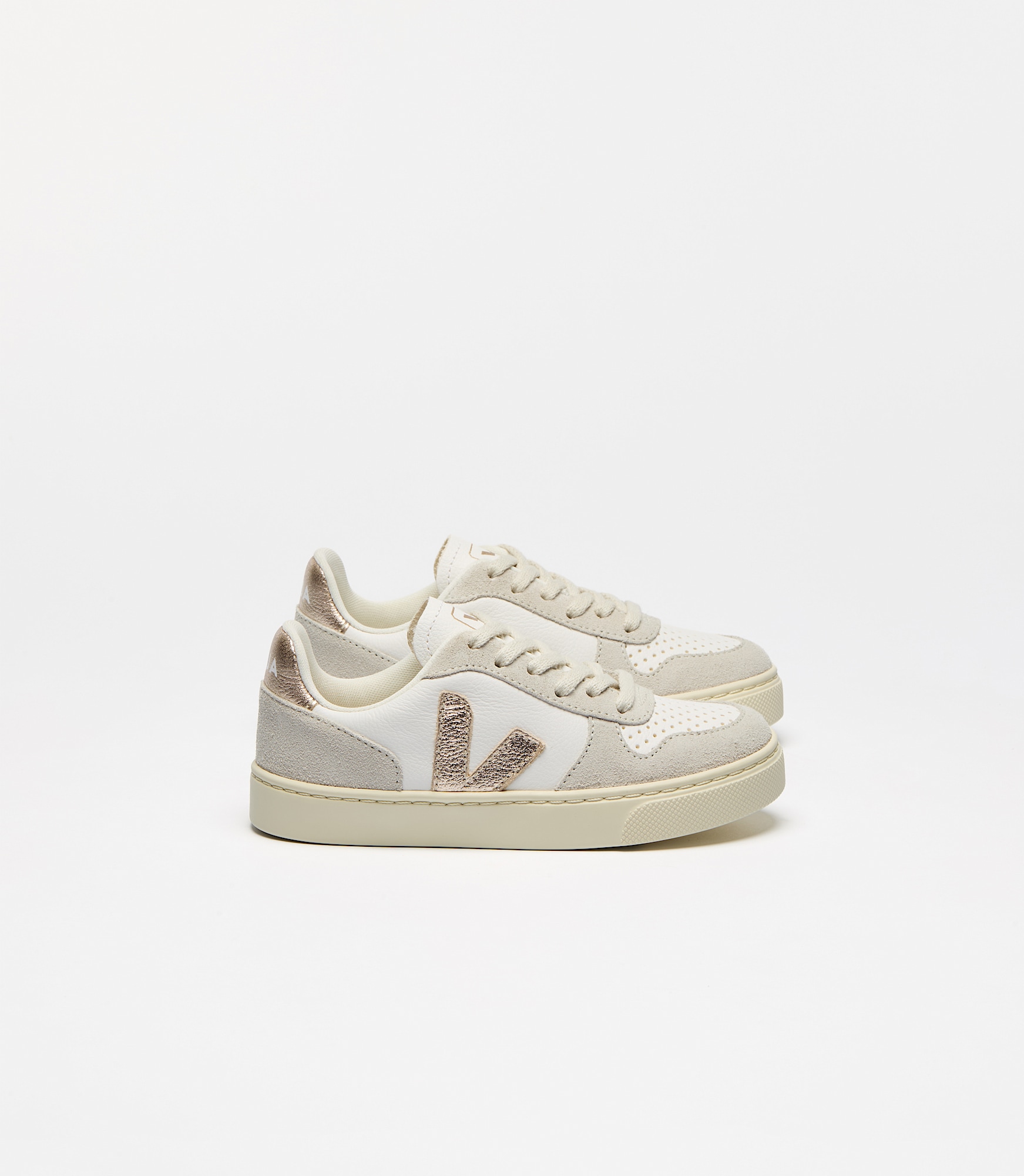 VEJA★V-10 LEATHER WHITE PLATINE Veja | V-10 Leather Trainers - White Platine | The Sports Edit