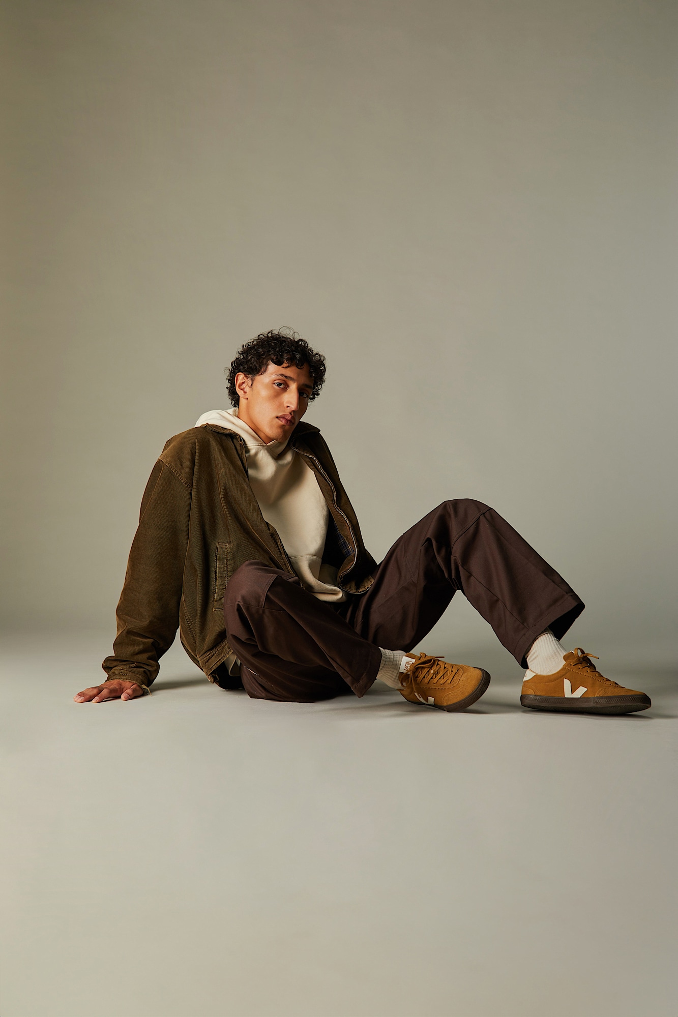 VEJA★VOLLEY SUEDE★兼用★TENT NATURAL EAGLE VOLLEY SUEDE TENT NATURAL EAGLE | VEJA