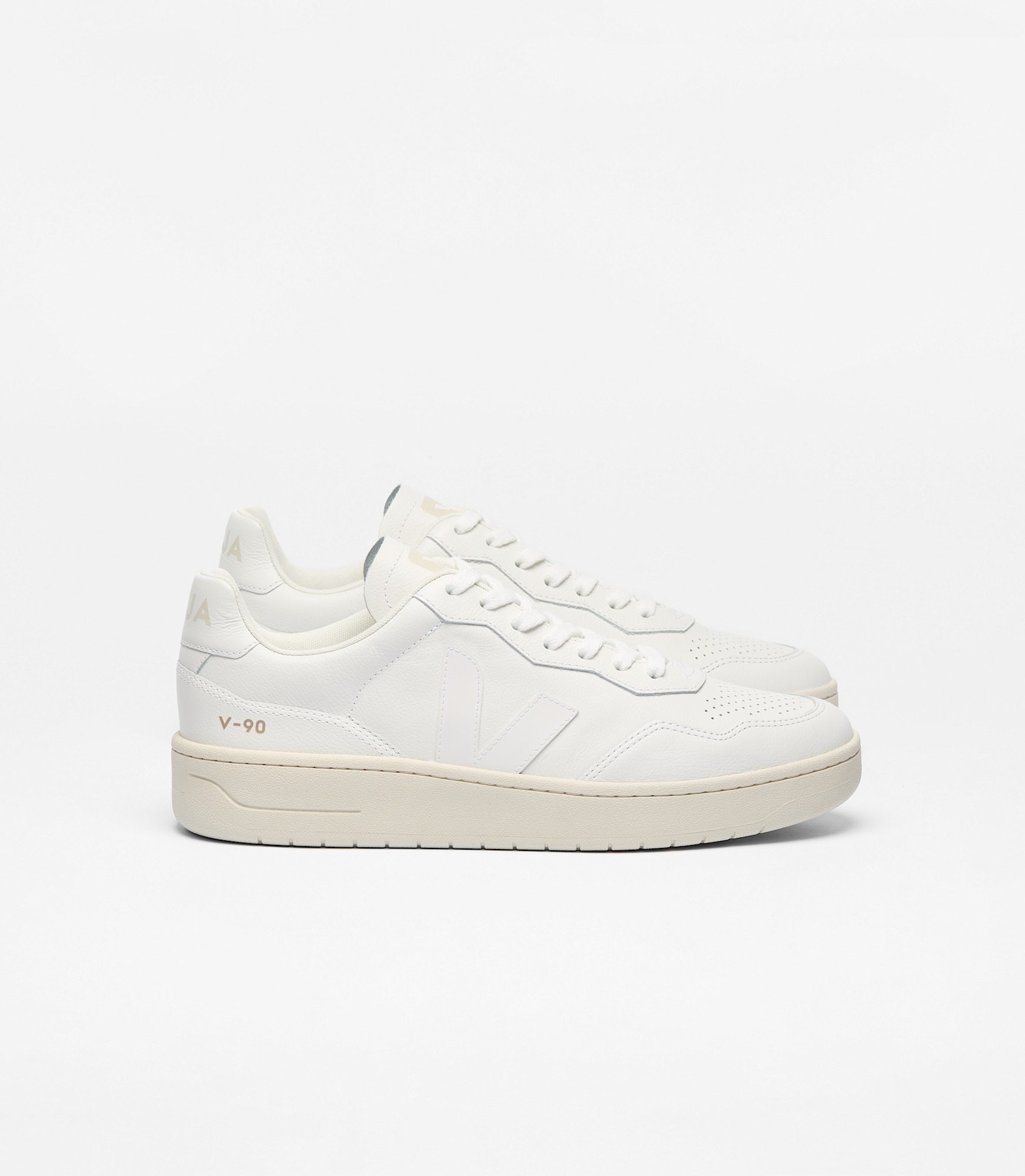 veja-sneakers-v-90-organic-