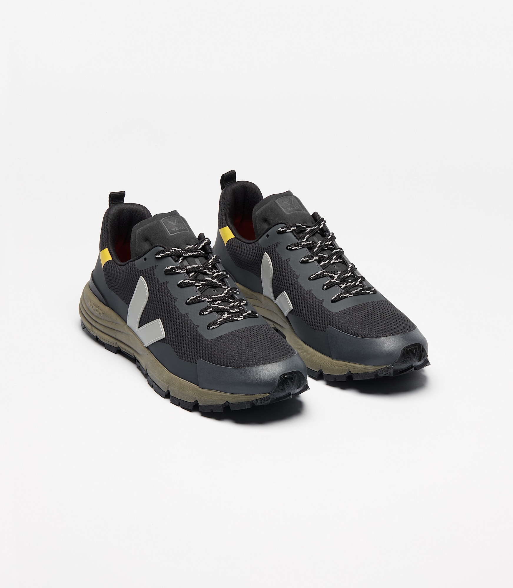 口コミ・レビュー評価が高いおすすめ人気商品の通販 DEKKAN ALVEOMESH BLACK OXFORD GREY TONIC | VEJA 靴