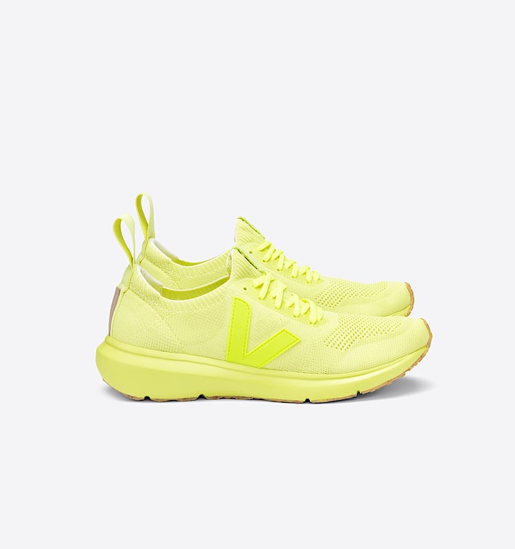 veja sneakers runner-style-2 reciclado amarelo OL1002462 Lateral view