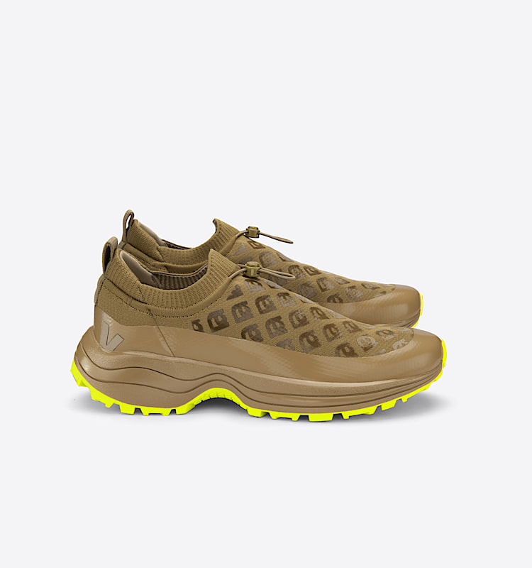 veja sneakers veja-x-amelie-pichard 回收再利用 褐色 VA0103076 Lateral view