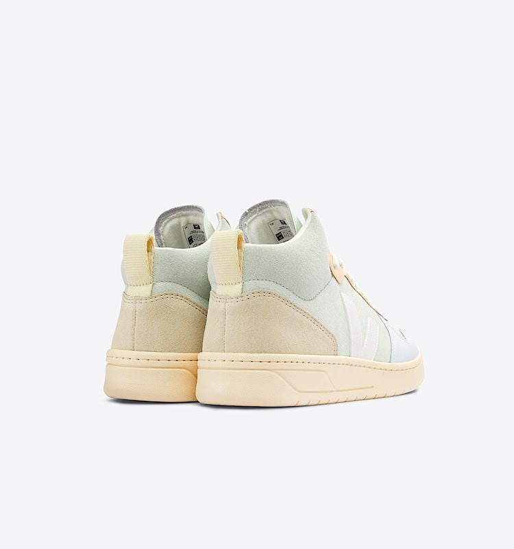 veja sneakers v-15 suede green VQ0303130 Back view