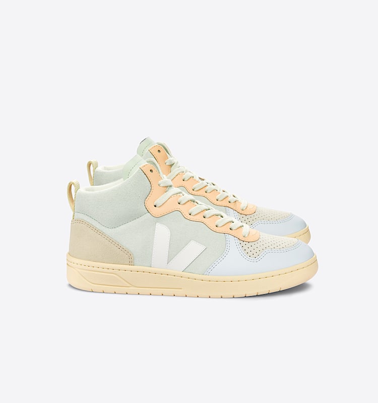 veja sneakers v-15 麂皮 绿色 VQ0303130 Lateral view