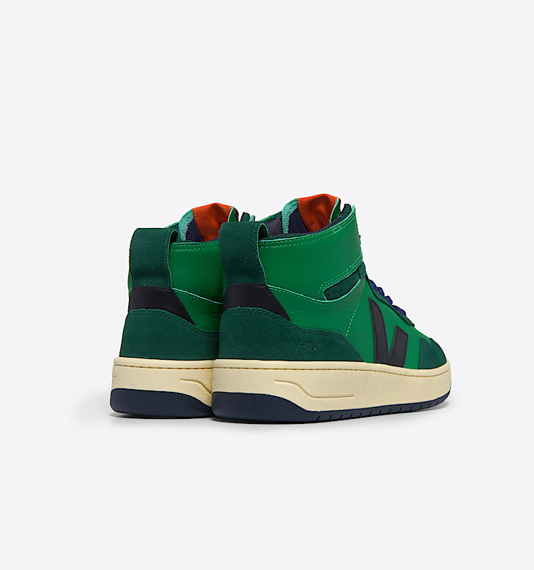 veja baskets v-95 cuir vert QZ2003686 Back view