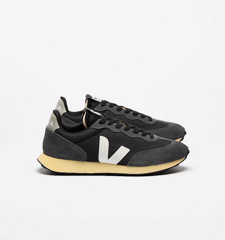 veja sneakers rio-branco-ii 回收再利用 黑色 RO1803870 Lateral view