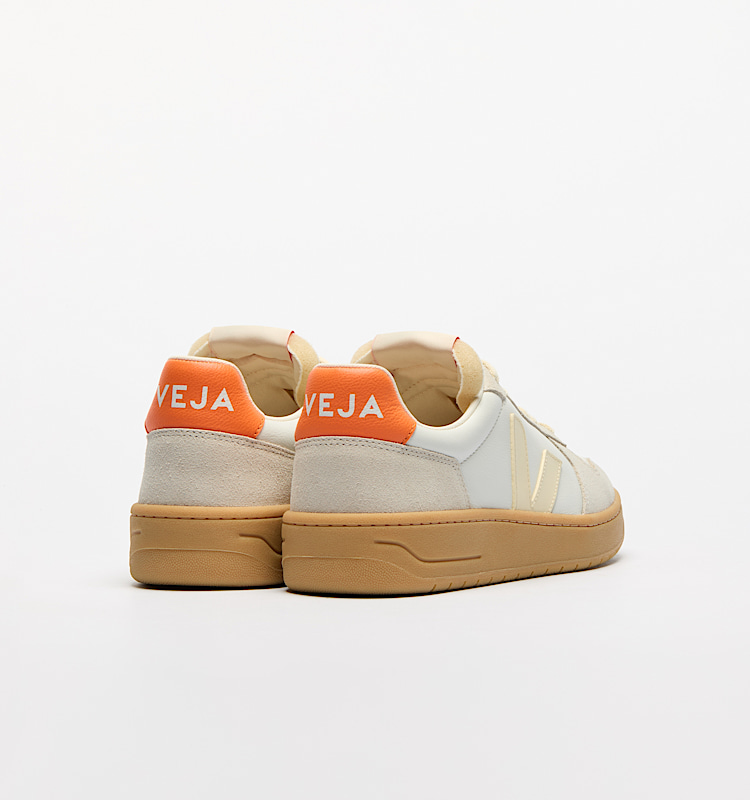 veja sneakers v-82 皮革 灰色 VE3320758 Back view