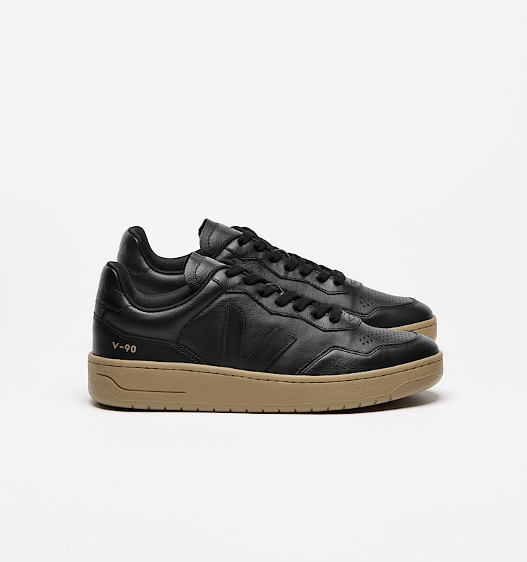 veja sneakers v-90 pelle-biologica nero VD2003896 Lateral view