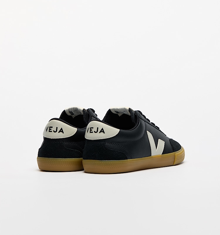 veja baskets volley cuir-biologique noir VO2020510 Back view