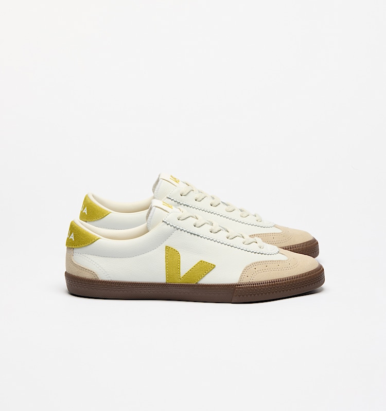 veja sneakers volley 有机皮革 白色 VO2020504 Lateral view