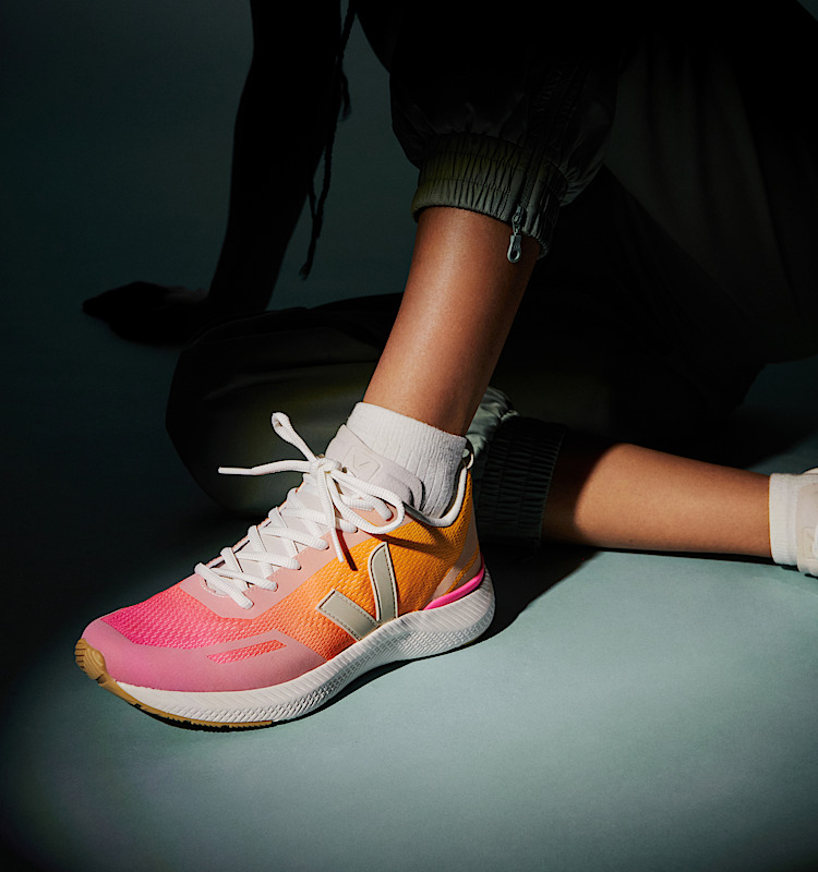 veja impala recycled orange IP1403576