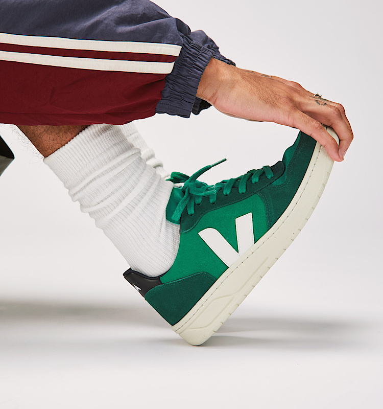 veja baskets v-10 suède vert VX0303671