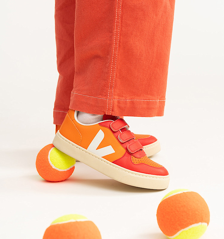 veja small-v-10 couro laranja CV0503283