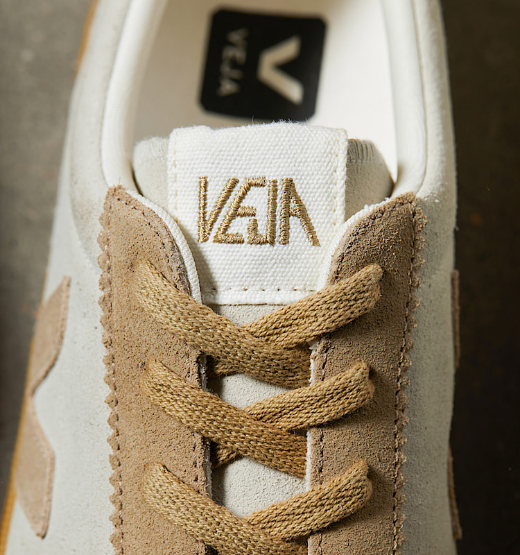 veja sneakers volley semsket-skinn beige VO0303635