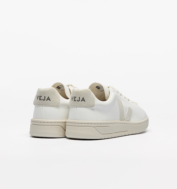 veja sneakers urca veganskt hvit UC0703134 Back view