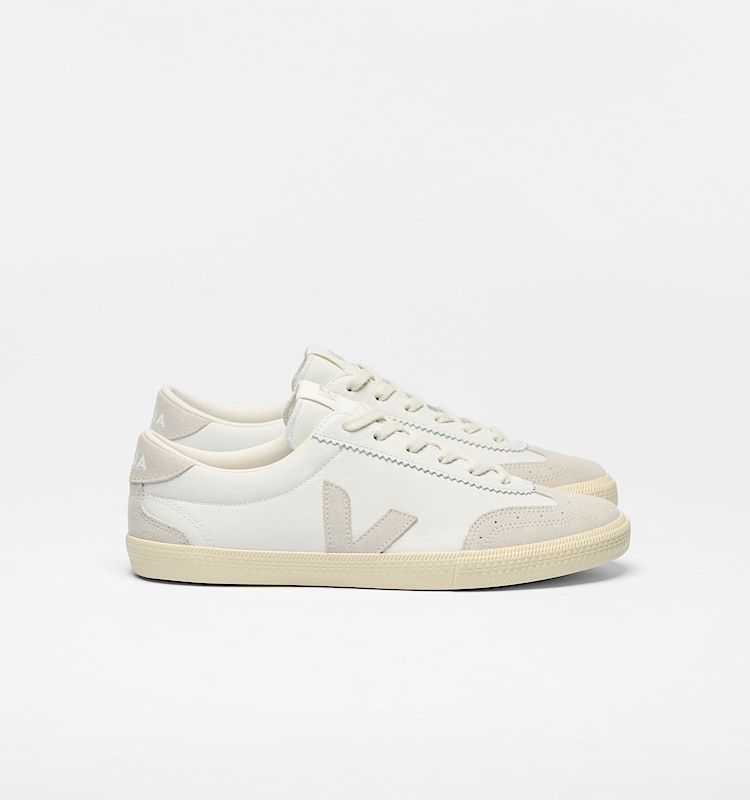 veja sneakers volley pelle-biologica bianco VO2003852 Lateral view