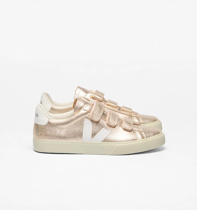 veja sneakers recife-logo leather gold RC0502418 Lateral view