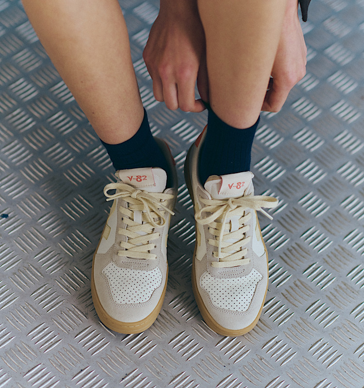 veja sneakers v-82 皮革 灰色 VE3320758