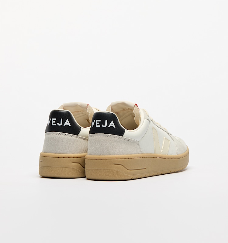 veja sneakers v-82 皮革 灰色 VE3320759 Back view