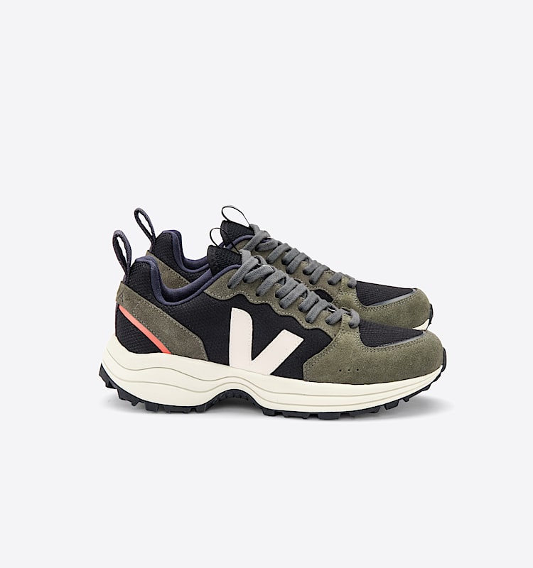 veja sneakers venturi recycled black VT0102115 Lateral view
