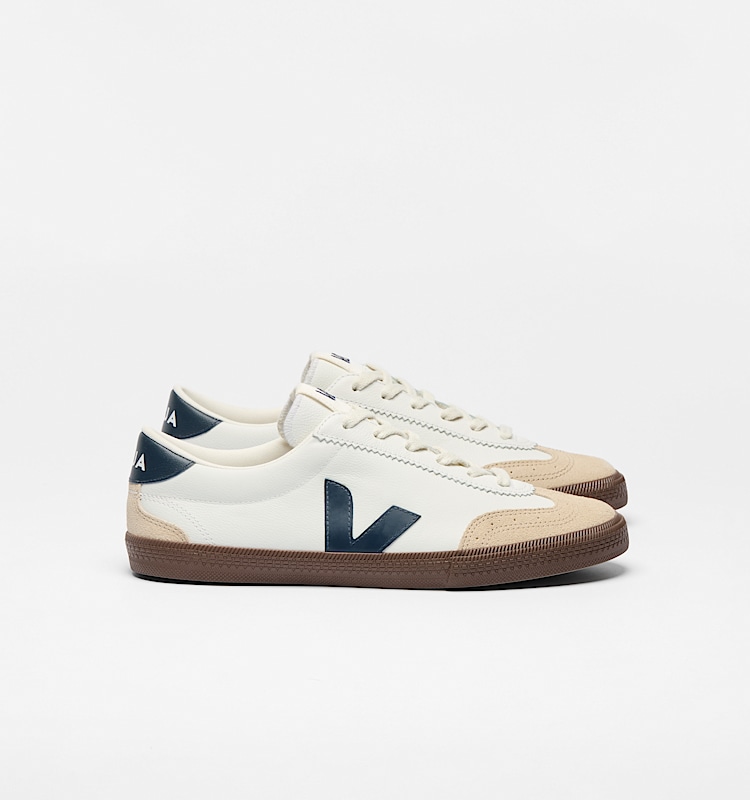 veja sneakers volley 有机皮革 白色 VO2003531 Lateral view