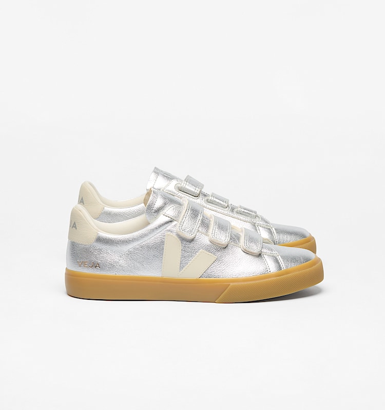 veja sneakers recife-logo leather silver RC0520779 Lateral view