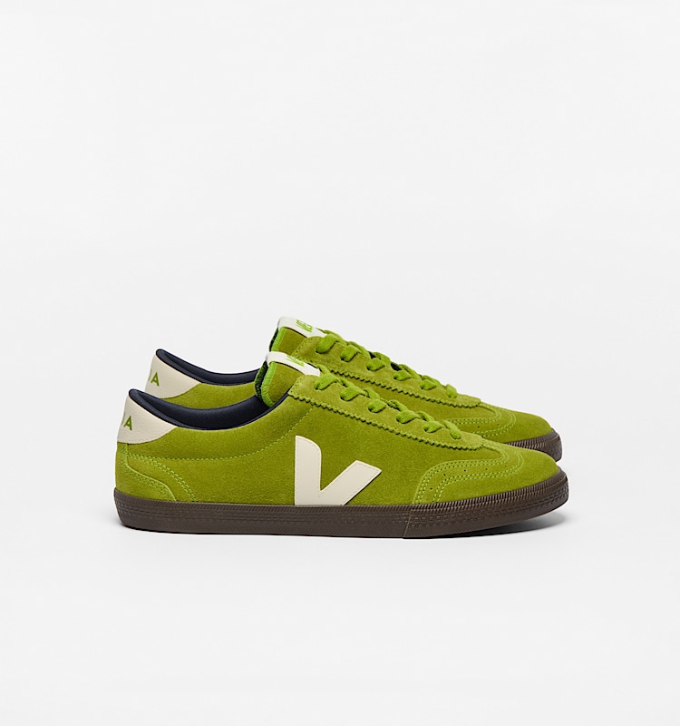 veja sneakers volley 麂皮 绿色 VO0320890 Lateral view