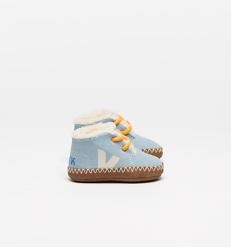 veja sneakers baby-winter-veja-x-milk suede blue MB0321175 Lateral view