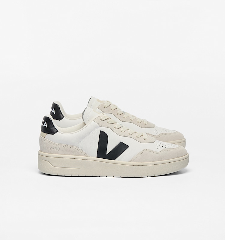 veja sneakers v-90 organic-cotton white VD2021061 Lateral view
