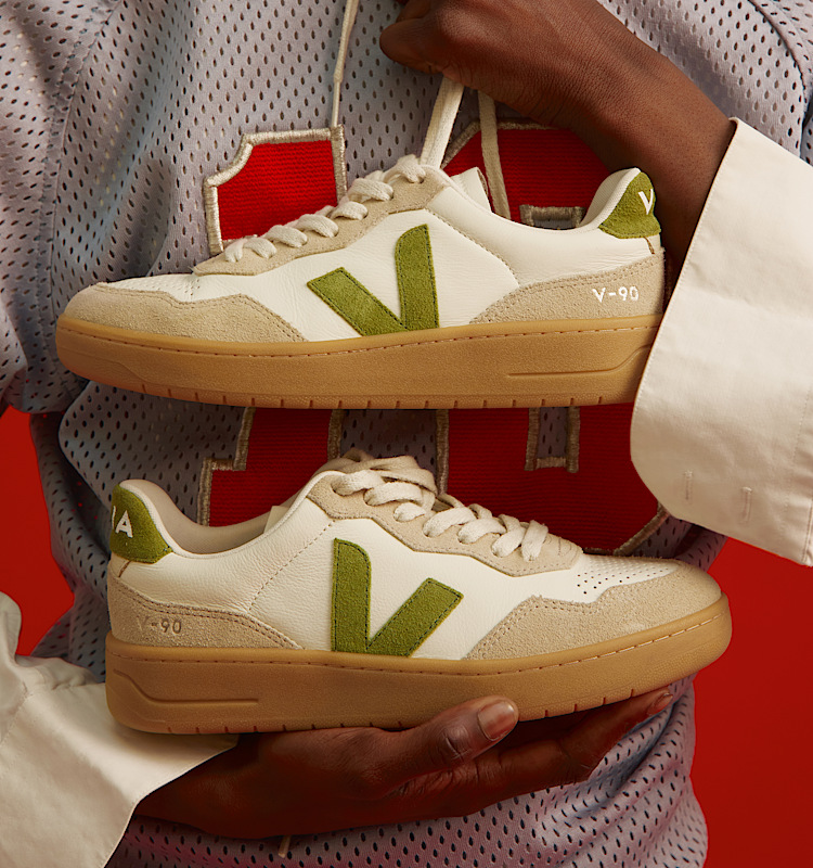 veja baskets v-90 cuir beige VD2020916