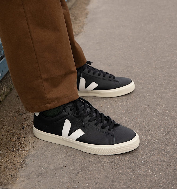 veja zapatillas campo cuero negro cp0501215